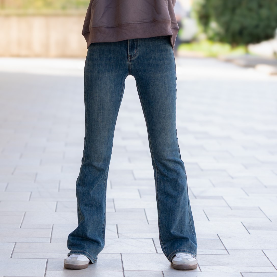 Etensive – Jeans a zampa