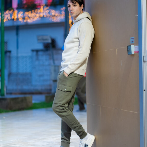 CLOSE UP – Pantalone maschile