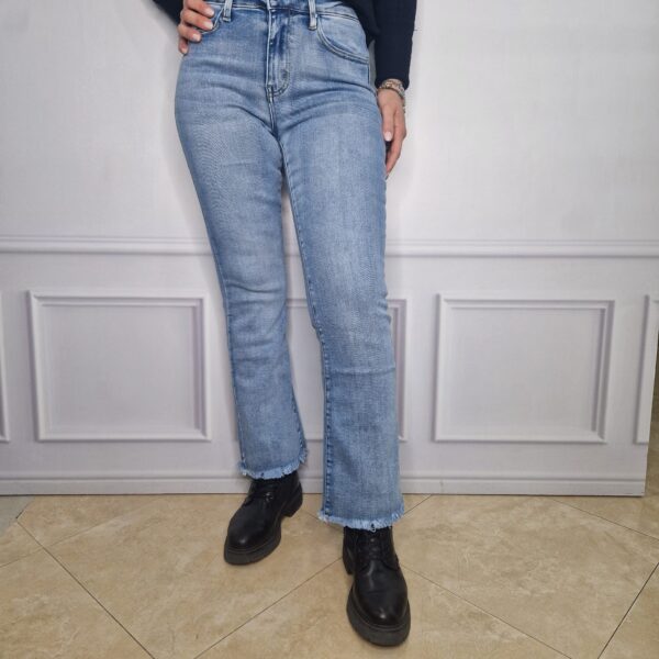 ETENSIVE – Jeans Trombetta Sfrangiato